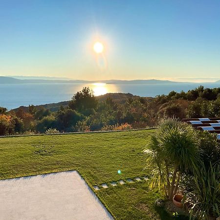Luxury Panorama Vila With Amazing Seaview In Gondolici 7 Km From Rabac Labin  Bagian luar foto