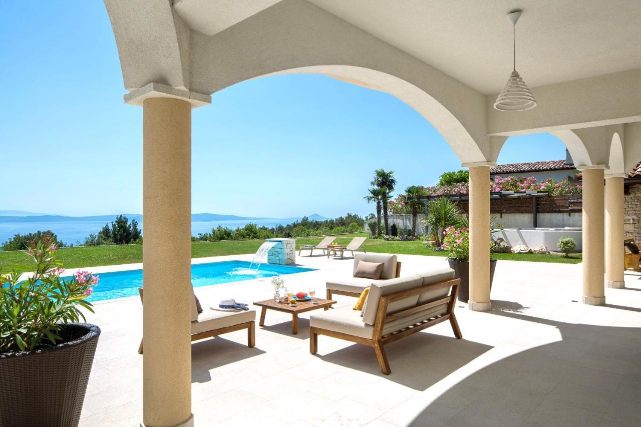 Luxury Panorama Vila With Amazing Seaview In Gondolici 7 Km From Rabac Labin  Bagian luar foto