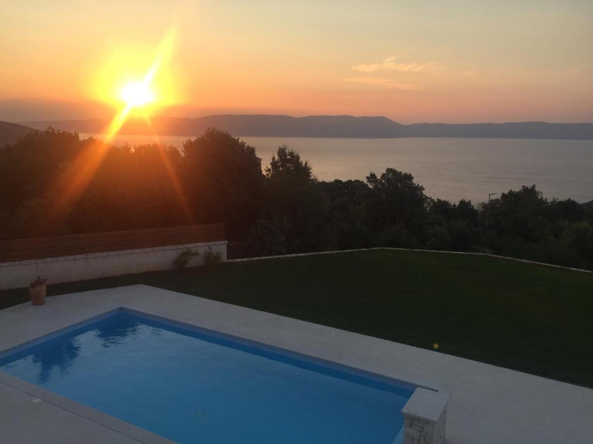 Luxury Panorama Vila With Amazing Seaview In Gondolici 7 Km From Rabac Labin  Bagian luar foto