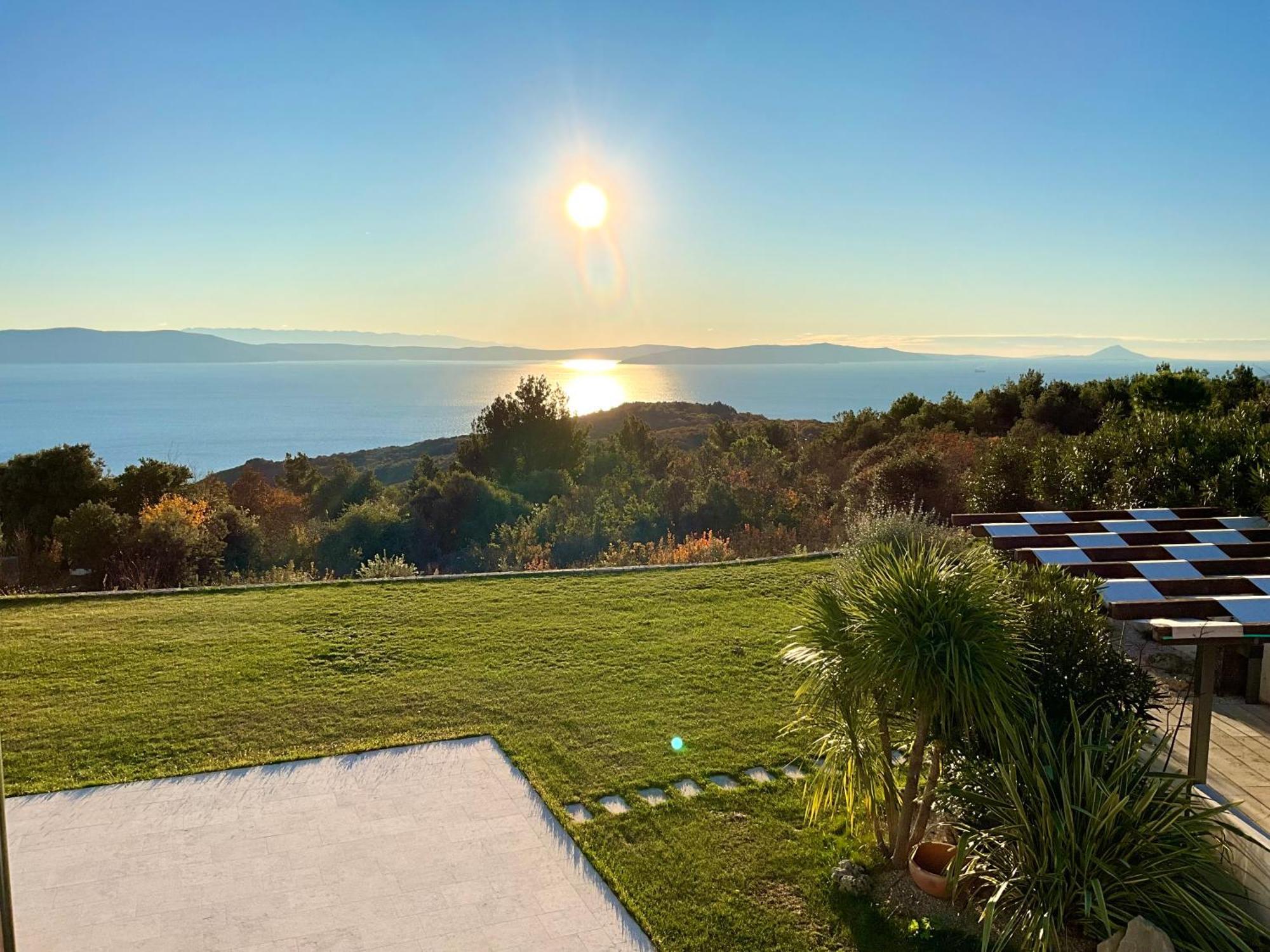 Luxury Panorama Vila With Amazing Seaview In Gondolici 7 Km From Rabac Labin  Bagian luar foto